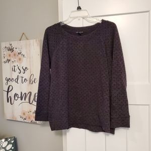 Tribal sweatshirt, size xl